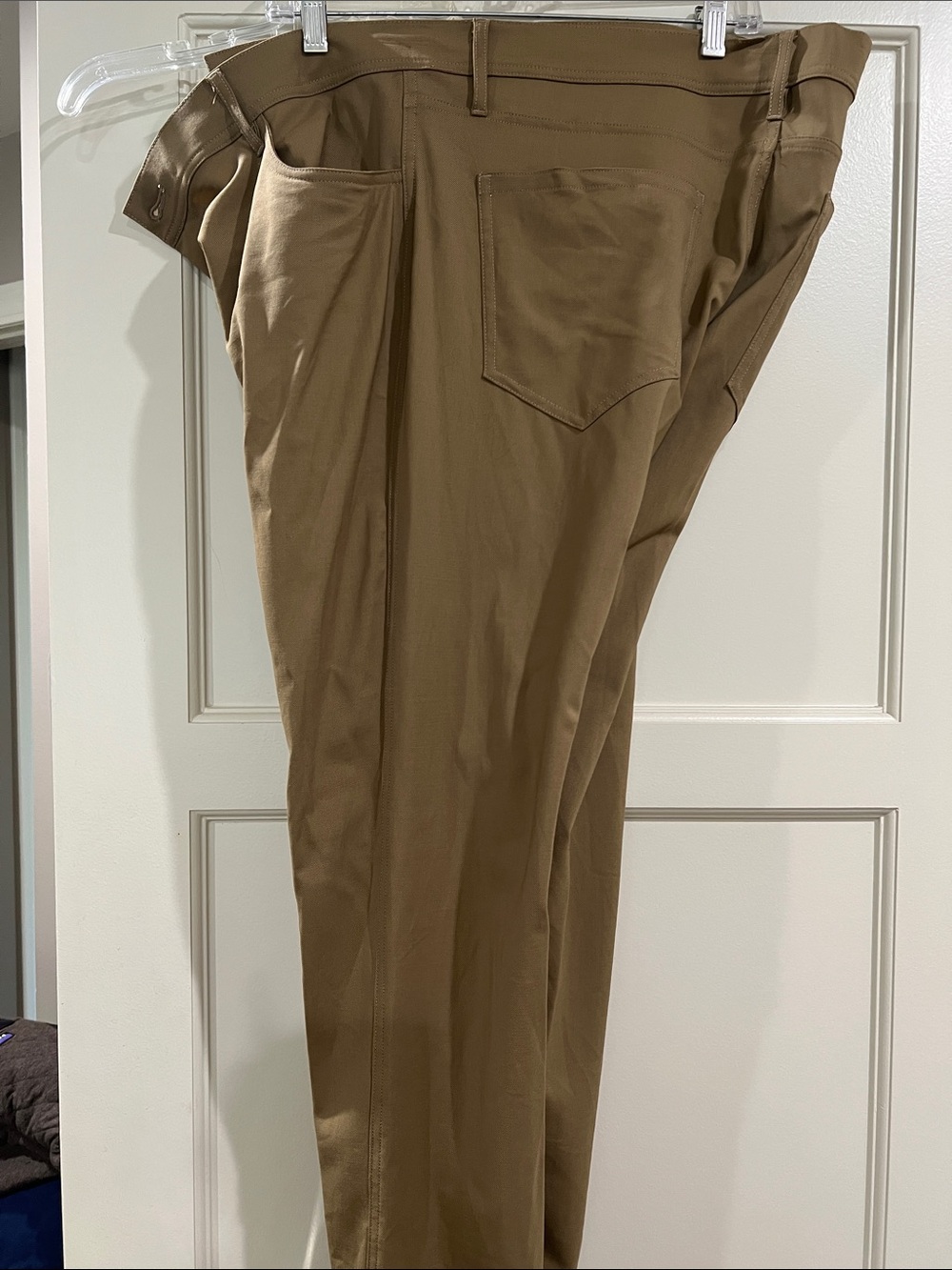 Men's Classic Tan Chino Pants